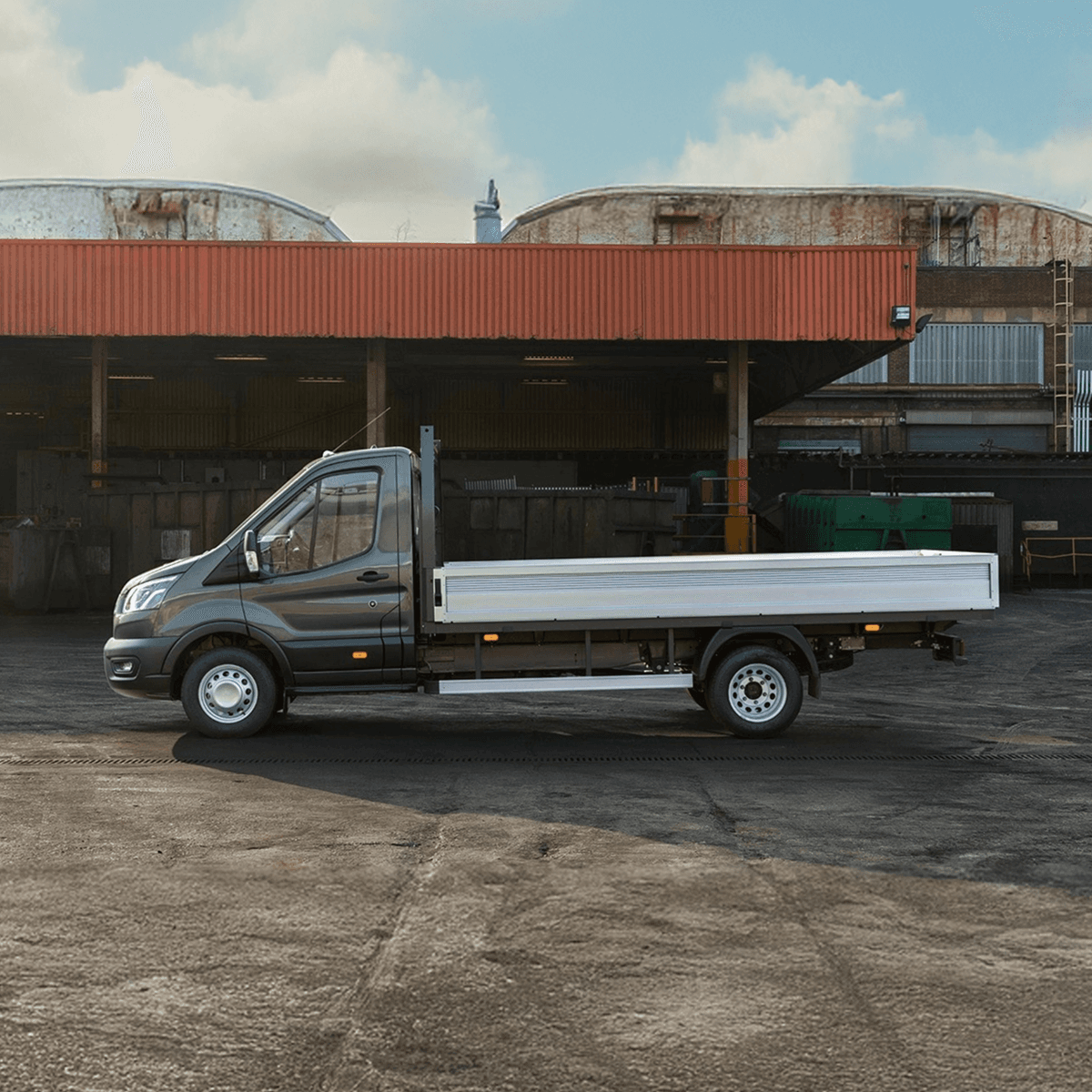Ford Transit Pritsche für Bau und Handwerk