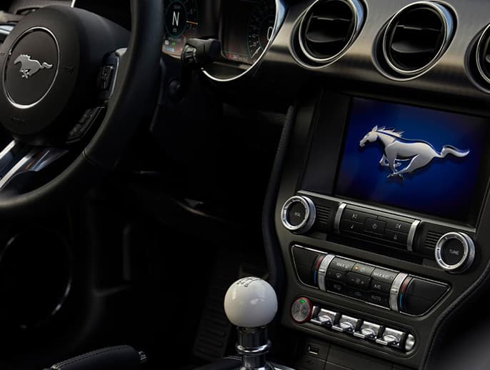 High-Tech im Ford Mustang: Leistung trifft Konnektivität