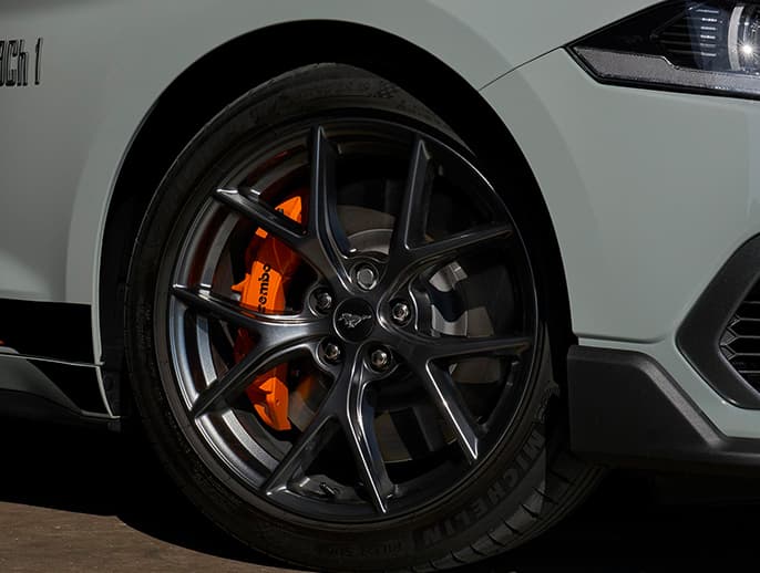 Ford Mustang schwarze Felgen