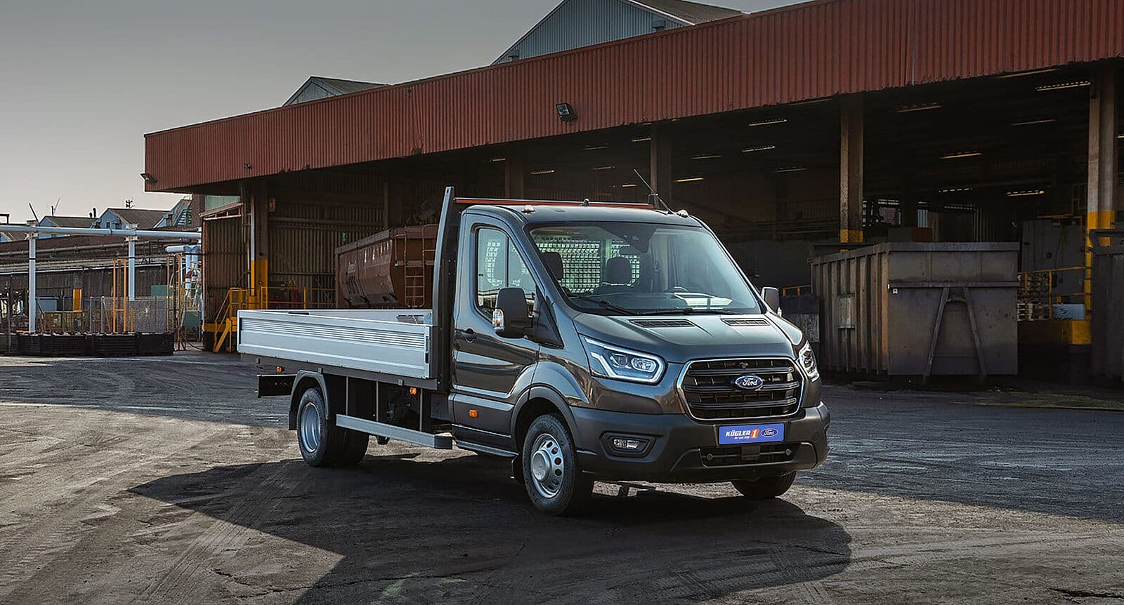 Ford Transit Pritsche für Bau und Handwerk
