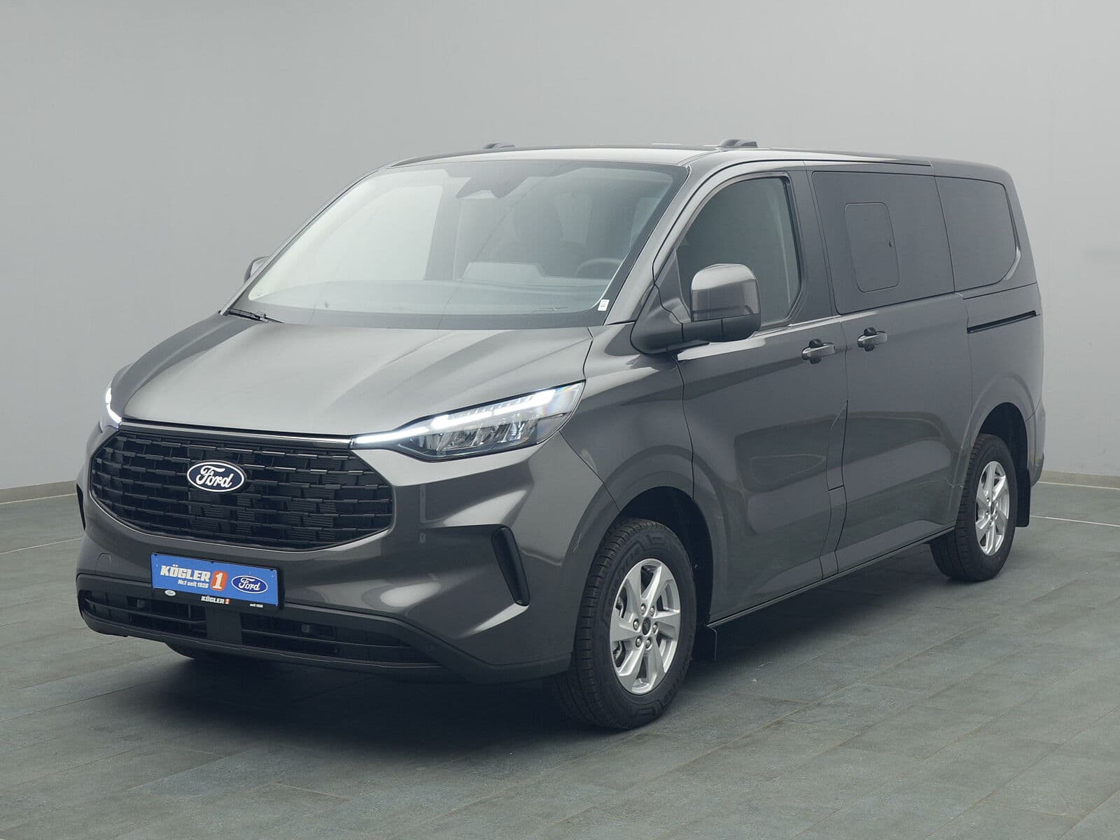 Ford Tourneo Custom - Vorderansicht