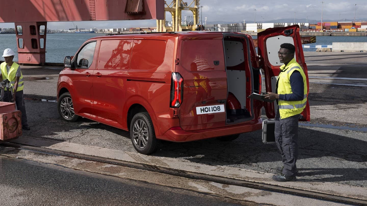 Die Varianten des Ford Transit Custom: Flexibel, vielseitig und effizient