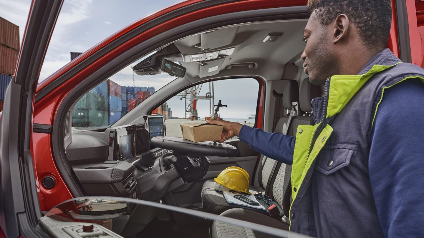 Praktisches und modernes Außendesign des Ford Transit Custom